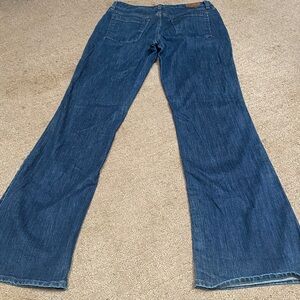 Eddie Bauer Atlantic Natural Bootcut Signature Blue 10T Jeans